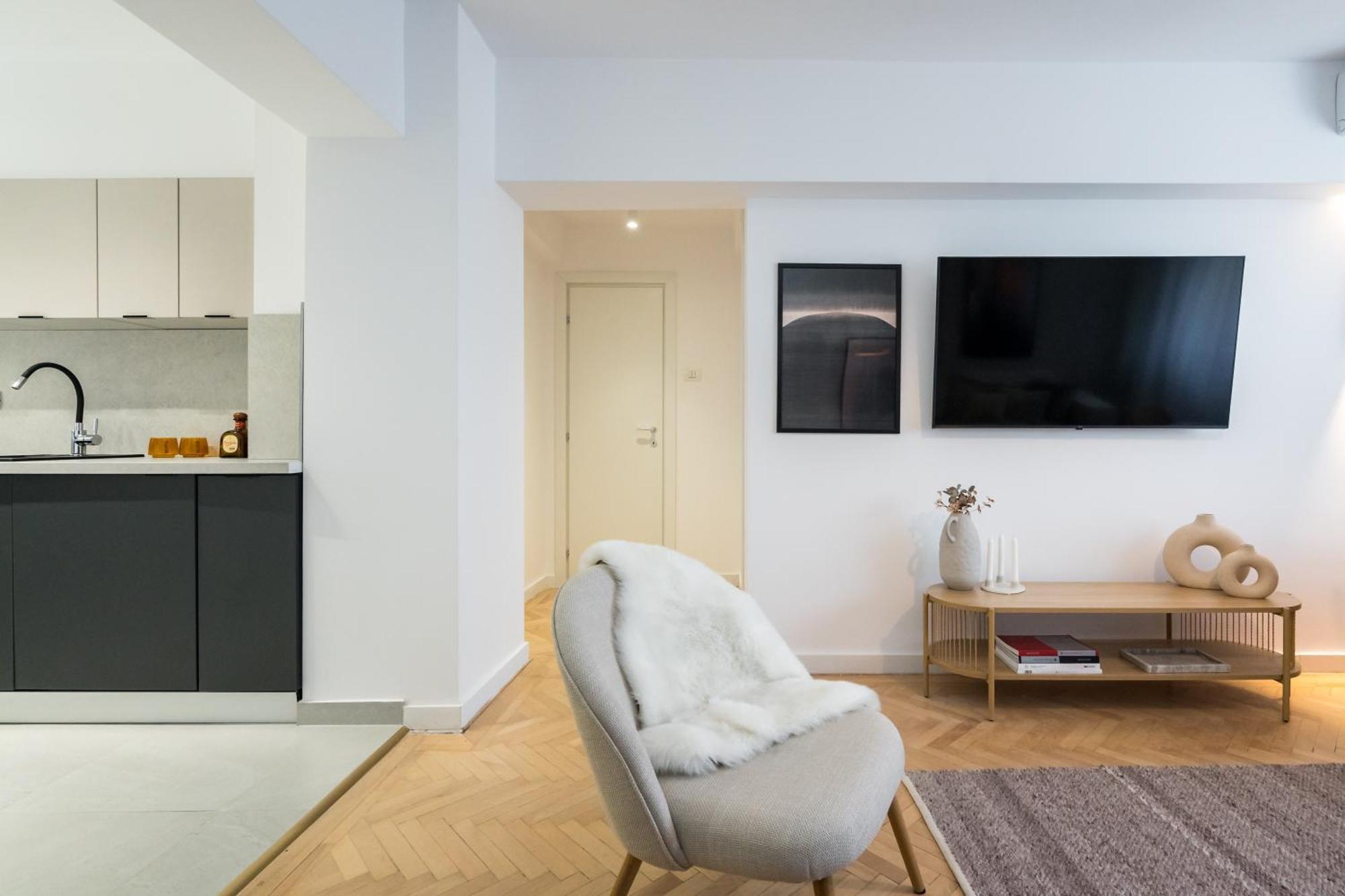 Majestic Downtown Apartment 부쿠레슈티 외부 사진
