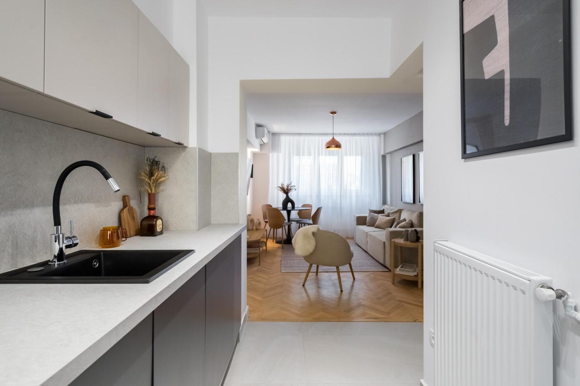 Majestic Downtown Apartment 부쿠레슈티 외부 사진