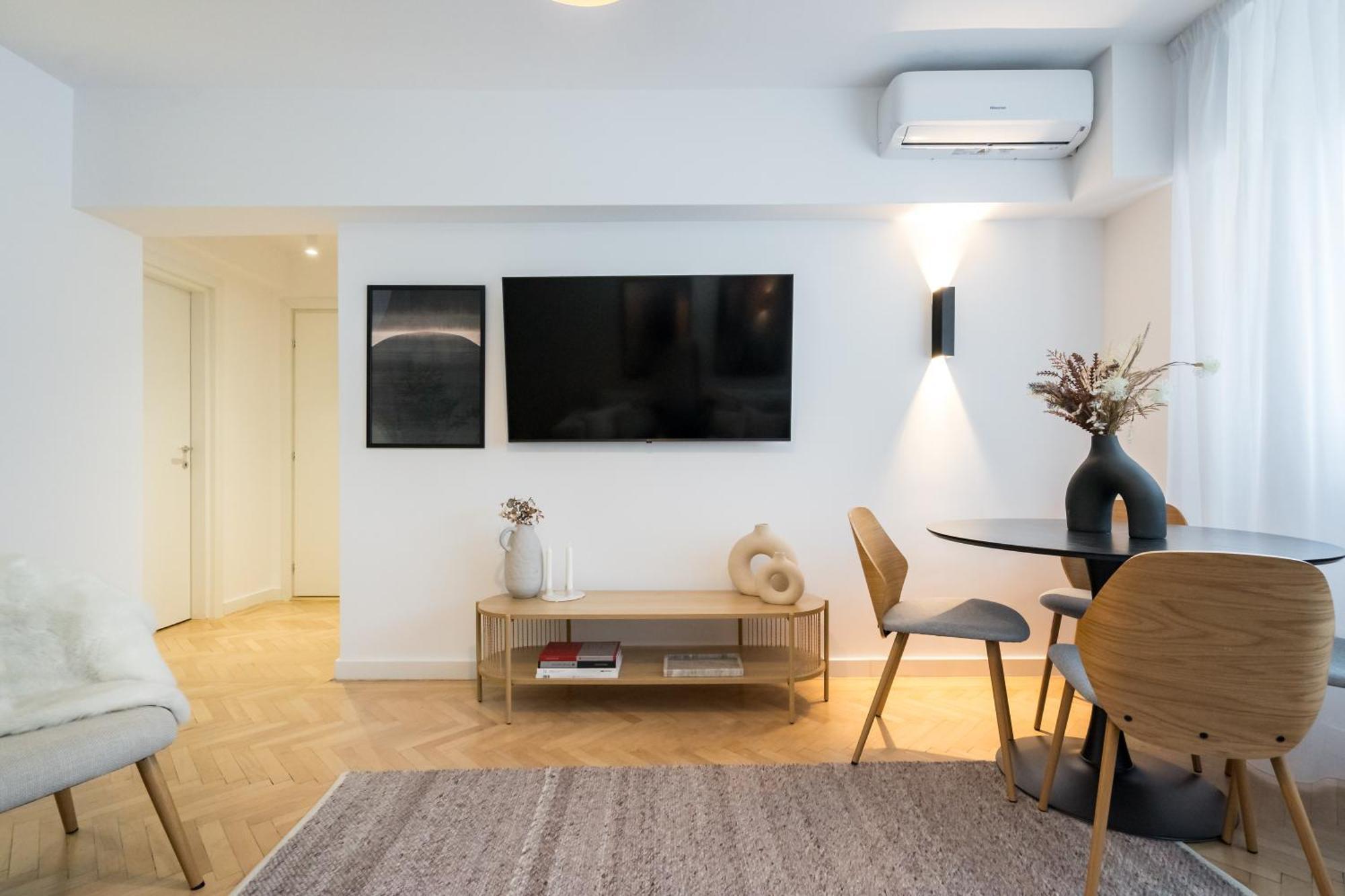 Majestic Downtown Apartment 부쿠레슈티 외부 사진