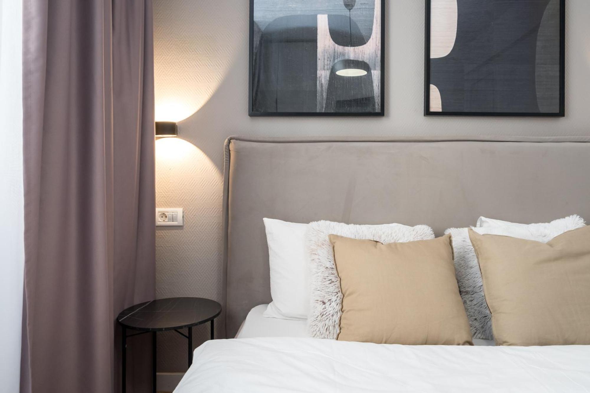 Majestic Downtown Apartment 부쿠레슈티 외부 사진